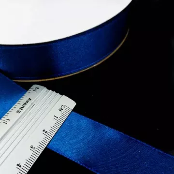 Лента атласная 25 мм -90 м