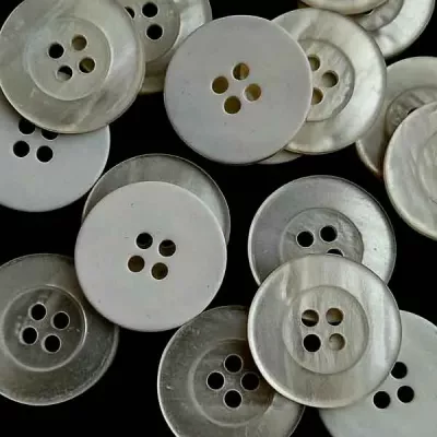  гудзик F L32/4 уд, молочний Sedefli, уп.500 шт