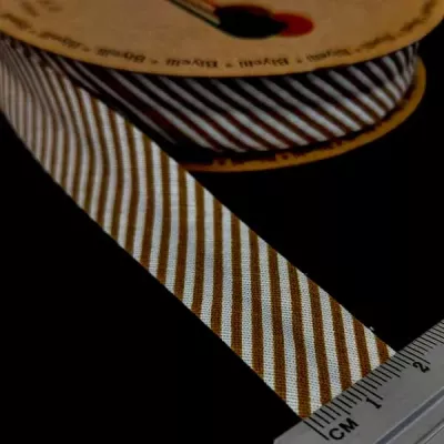 Коса бейка чорно-бежева ялинка х/б, 2 см