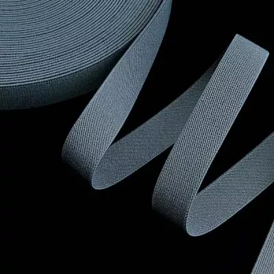 Резинка курткова 2,5 см світло-сіра (боб 25 ярд)