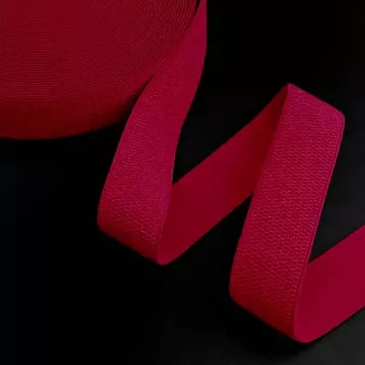 Резинка курткова 4 см красная (боб 25 ярд)