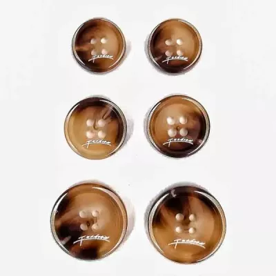 Гудзик трирозмірний, 24-28-32 мм