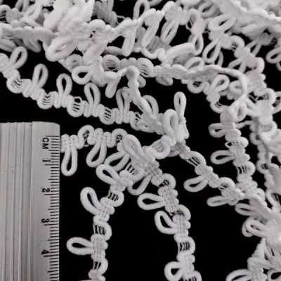 Тесьма с петельками, белая  