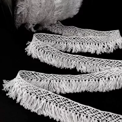 Кружево Кроше белое, шир. 3 см,бахрома 