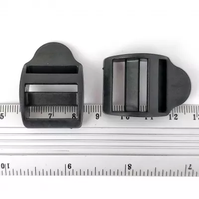 Рамка пластик 2,5/3 см, чорна