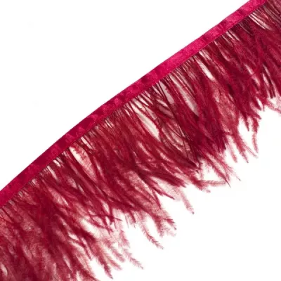 Бахрома страус марсала на ленте