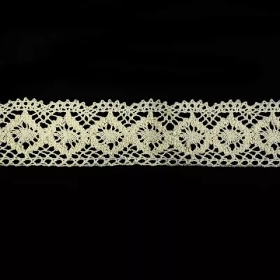 Кружево Кроше арт.174 натуральное,шир. 3,5 см, в боб. 9 м