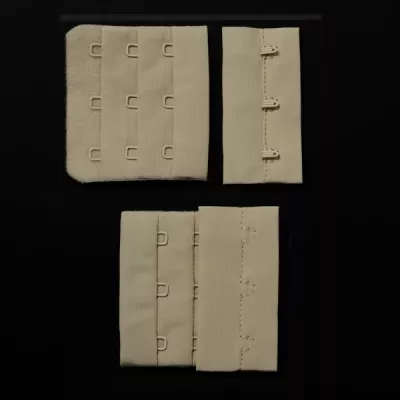 Застібка для білизни бежева, 3 ряди х 3 петлі