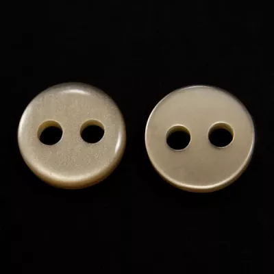Гудзик бежевий, 10 мм